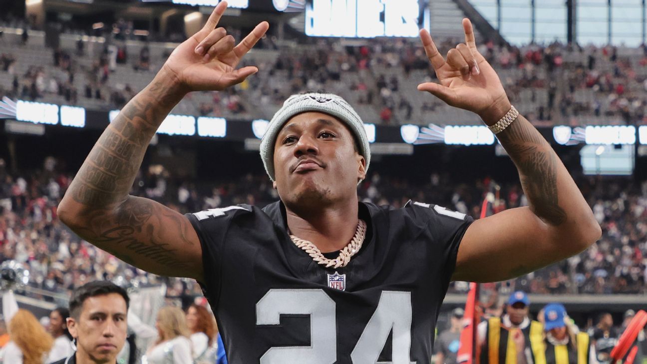 I was always a Raider': Marcus Peters feels at home with Raiders - ESPN -  Las Vegas Raiders Blog- ESPN