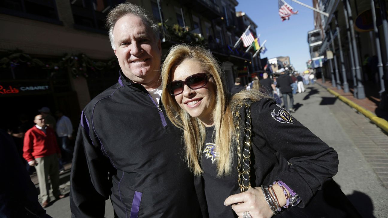 Michael Oher's former coach urges him to 'work this thing out' with Tuohy  family