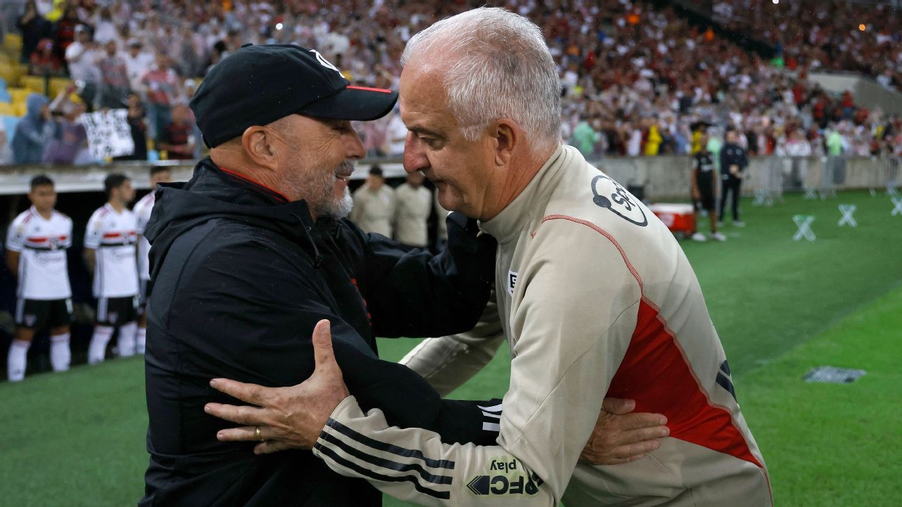 Neto aponta mentira sobre Dorival e detona Sampaoli no Flamengo: Não sabe colocar ingredientes no Yakissoba