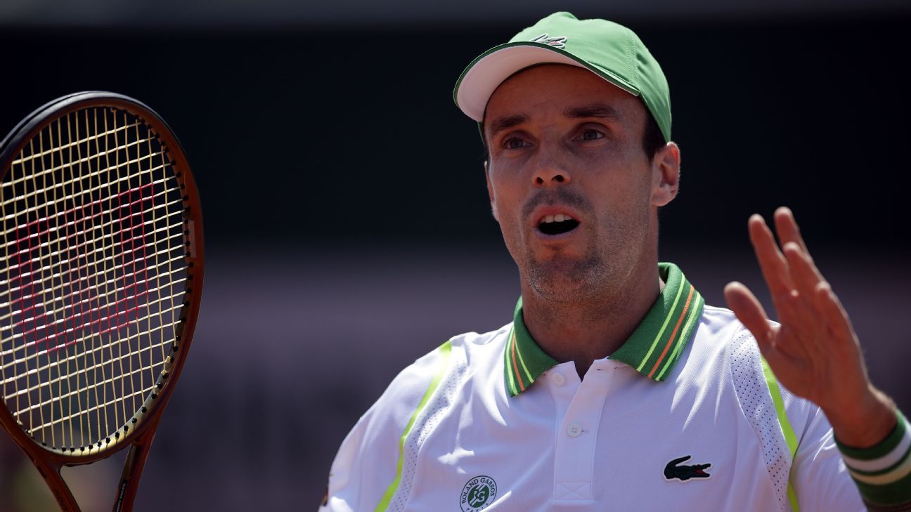 Roberto Bautista Agut Misses US Open for the First Time in a Decade Due to Injury