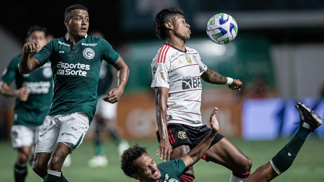 Em noite de vaias a Sampaoli, Flamengo empata sem gols com o Goiás pelo Brasileirão e vai pressionado para final