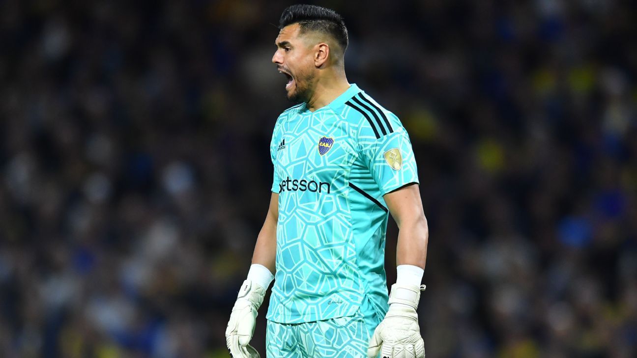 Goleiro do Boca detona gramado do Palmeiras no Allianz Parque: 