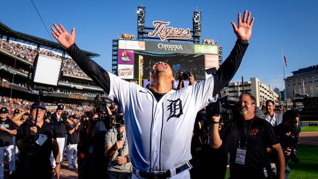 Miguel Cabrera and Terry Francona close careers as Tigers beat Guardians  5-2