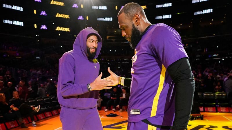 LeBron James says Anthony Davis is the face of Lakers