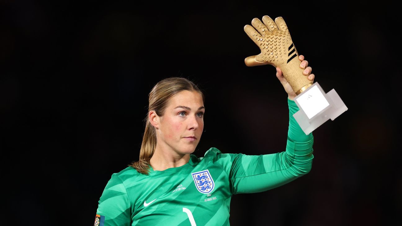 Nike, after criticism, releases Mary Earps goalkeeper jersey