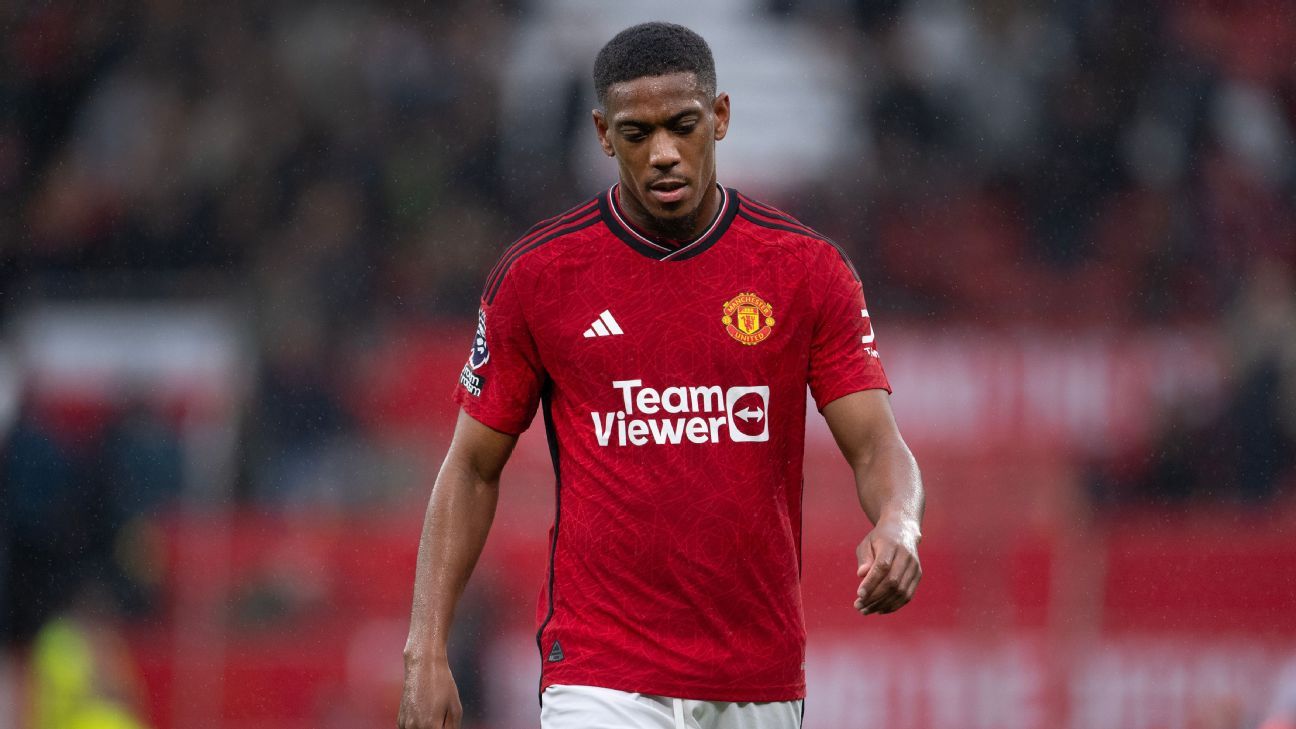 Man United to take time on Anthony Martial future - sources - ESPN