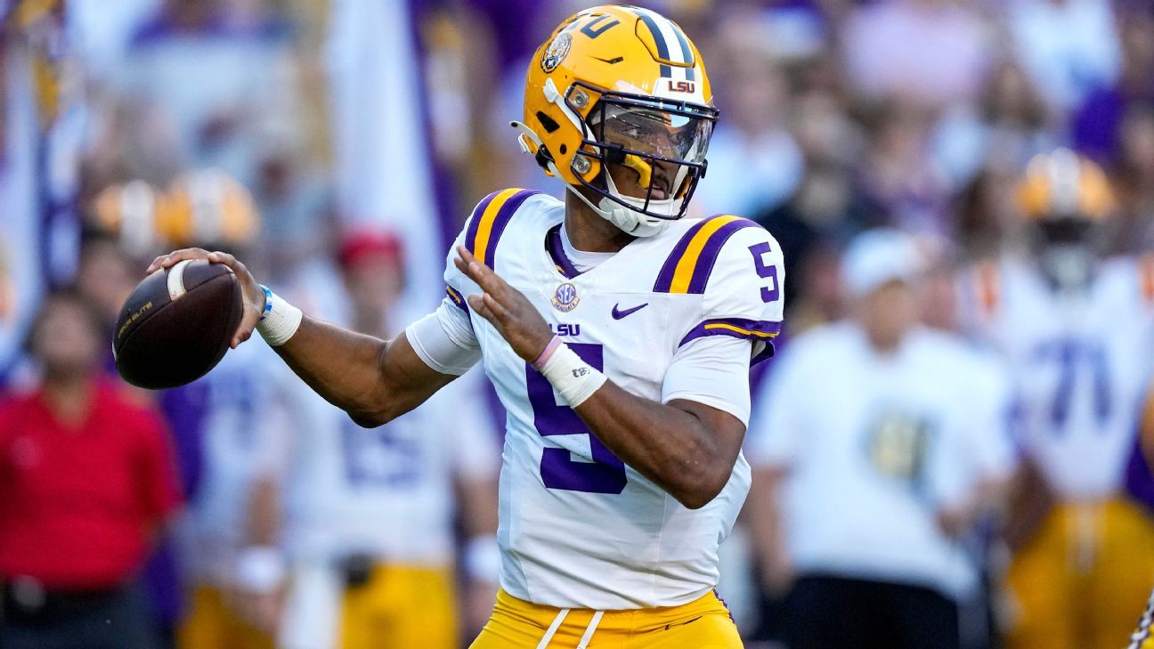 Could QB Jayden Daniels fall to the Patriots at No. 3 overall?