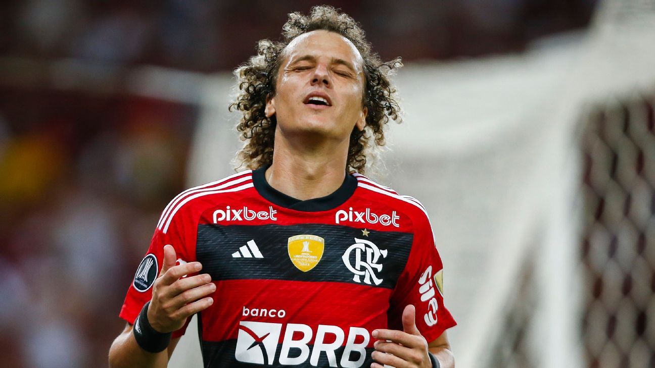 Flamengo descarta fratura de David Luiz, que inicia tratamento após entorse grave no tornozelo direito