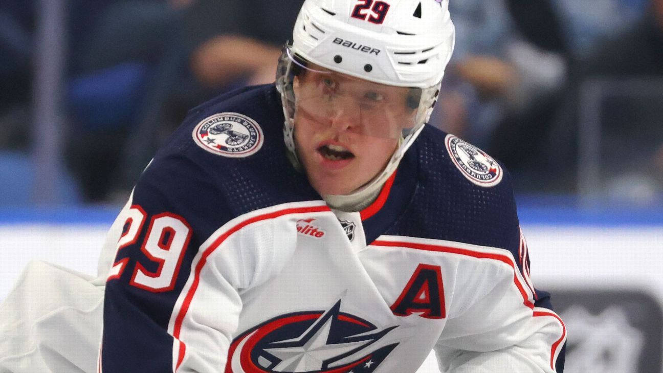 Blue Jackets' Laine activated, scores in return