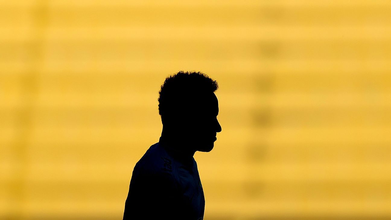 Campeão olímpico, Jardine vê Brasil de Ancelotti com ‘bastante chance’ na Copa e é sincero sobre Neymar