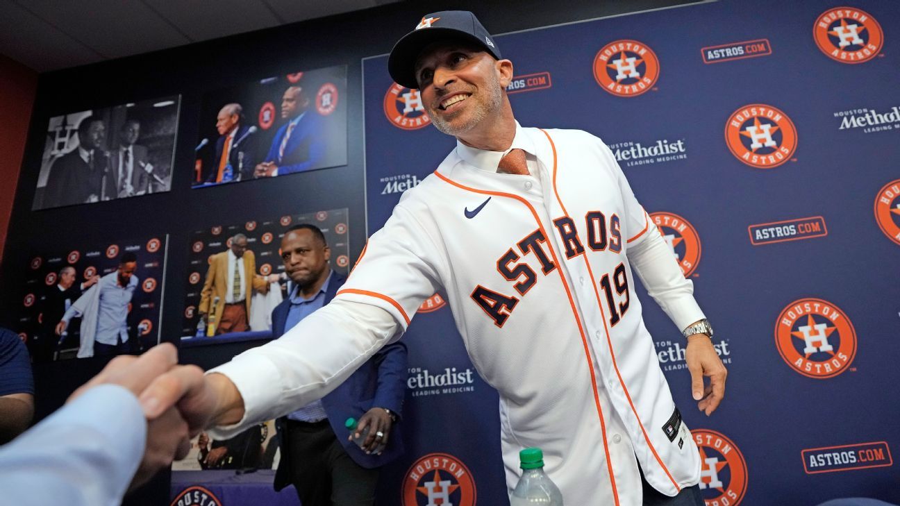 Astros introduce 'humbled' new manager Espada