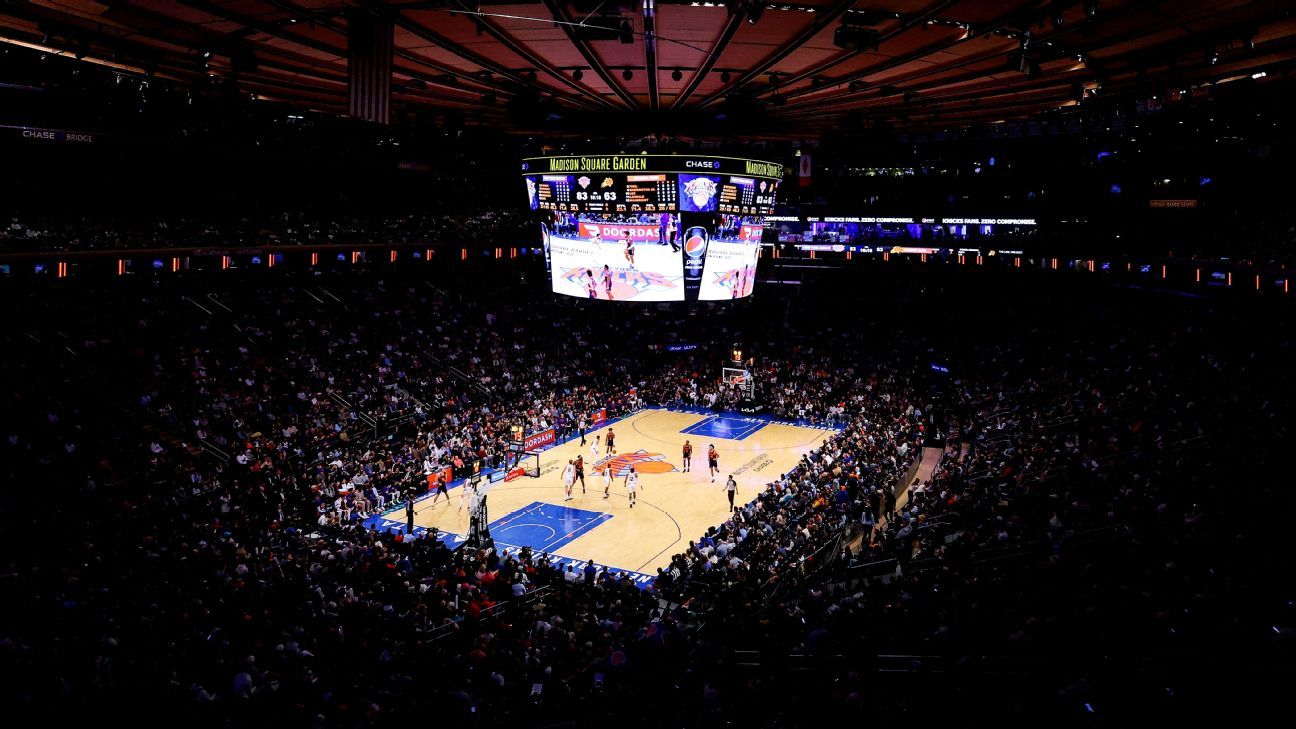 New York Knicks sue Toronto Raptors for stealing scouting reports and trade  secrets