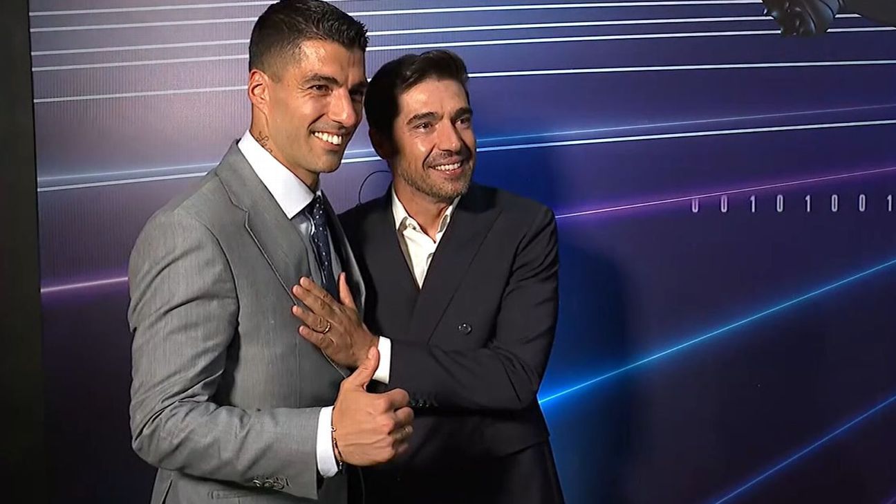Não vai falar obrigado?: como foi a resenha de Abel Ferreira com Luis Suárez nos bastidores do Bola de Prata