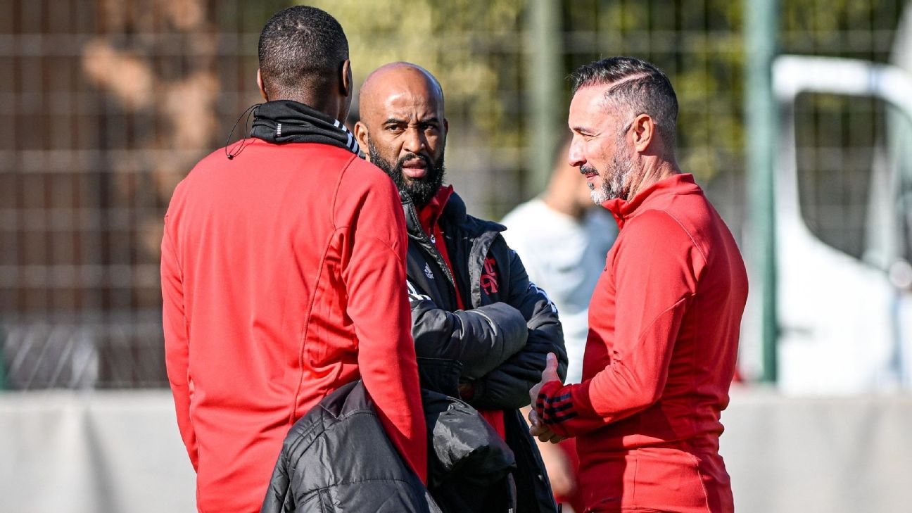 No Flamengo, novo executivo do Corinthians lidou com críticas e fez trabalho invisível e silencioso