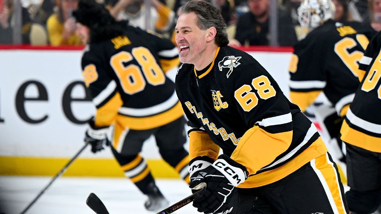 Penguins retire Jaromir Jagr’s No. 68 to cap joyful homecoming