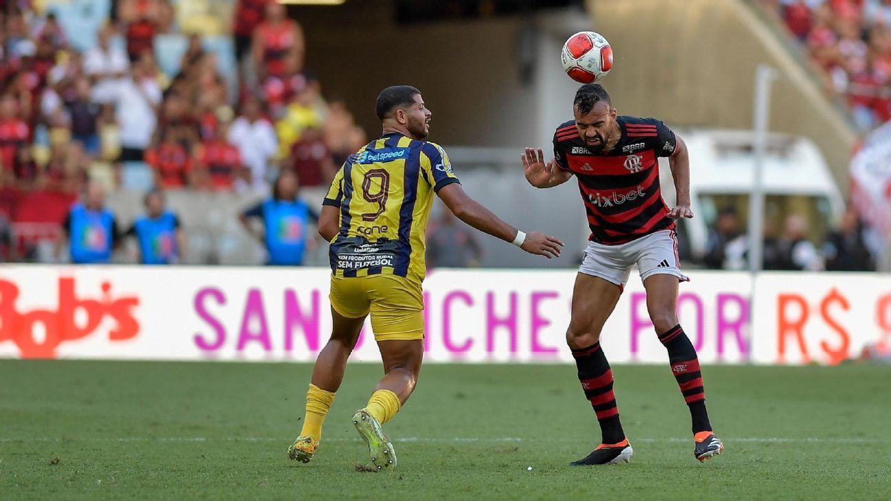 Flamengo atualiza situação médica de Fabrício Bruno após substituição contra Madureira.