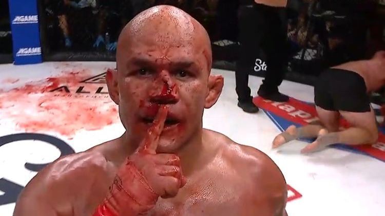Junior Dos Santos Becomes Gamebred Bareknuckle MMA Champion with Bloody Victory vs Alan Belcher