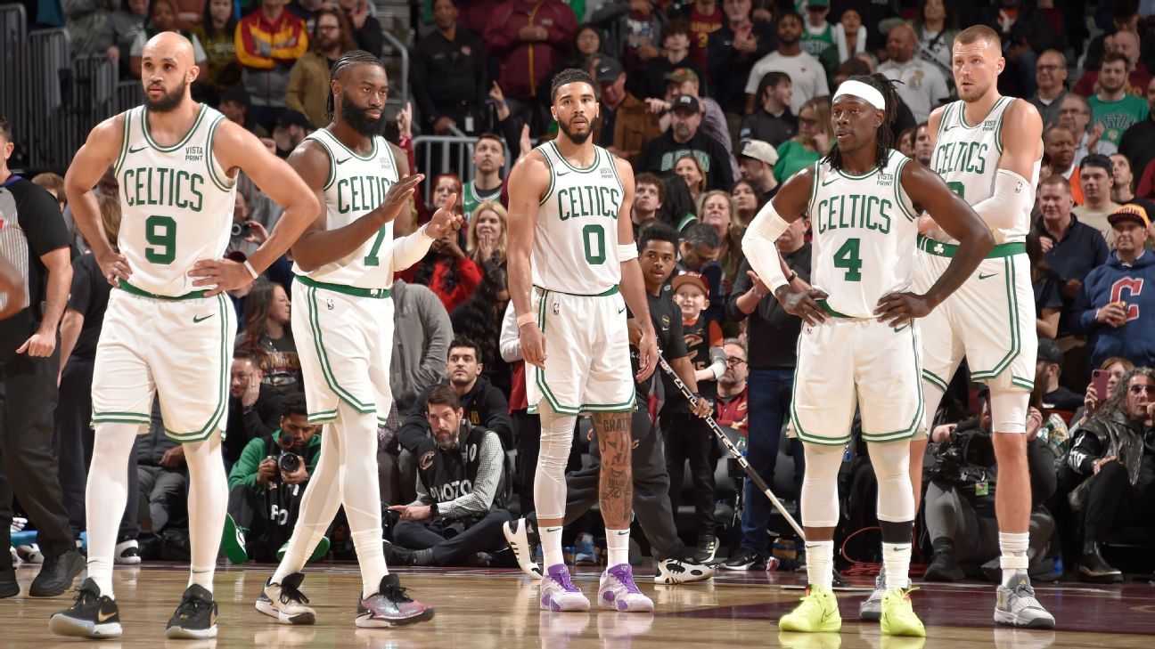 Celtics lose 22-point lead in 4th, 11-game win streak ends