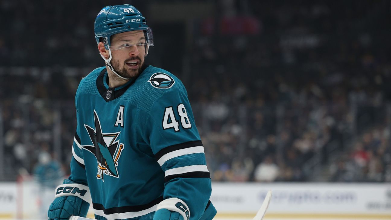 Vegas lands Hertl in blockbuster deal with Sharks