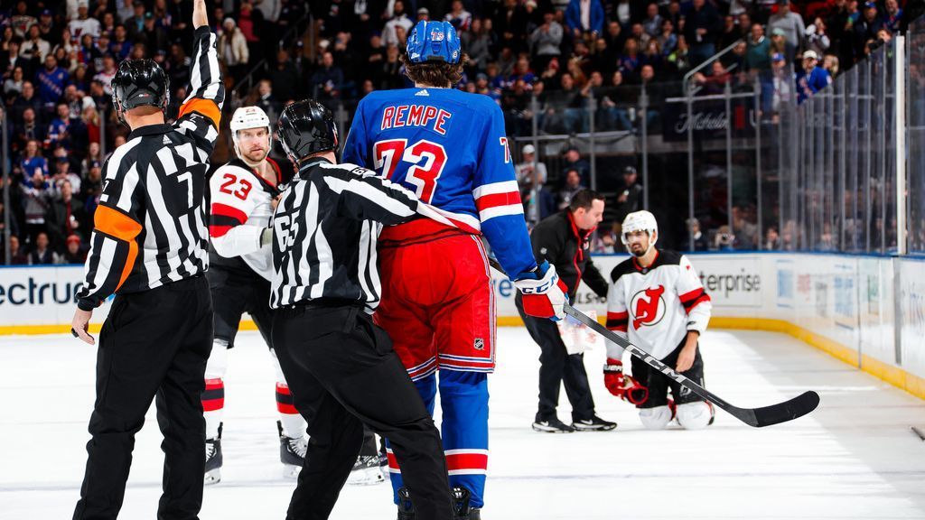 Devils żądają zawieszenia debiutanta Rangers Matta Rempe