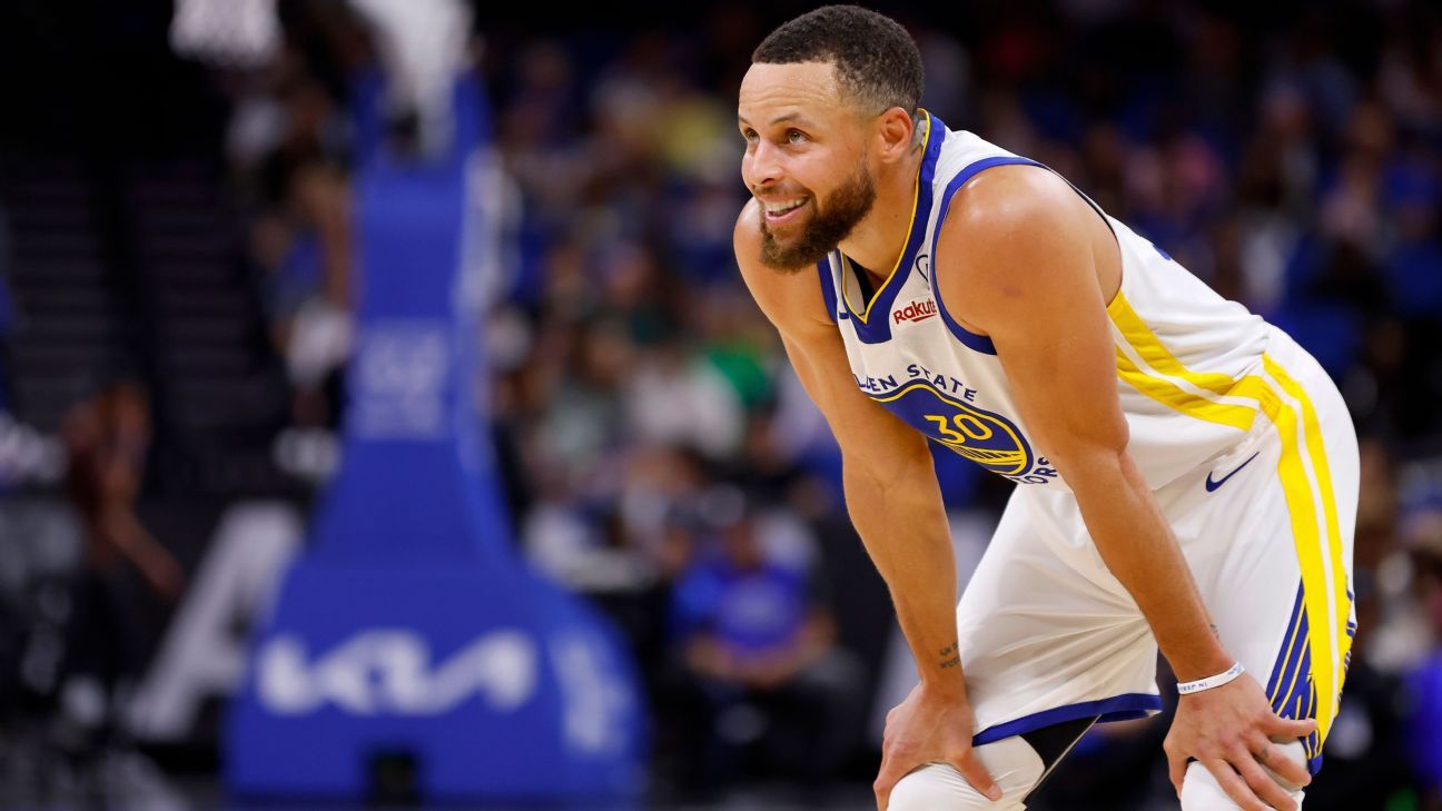 Stephen Curry, do Warriors, assina extensão de 1 ano e US$ 62,6 milhões