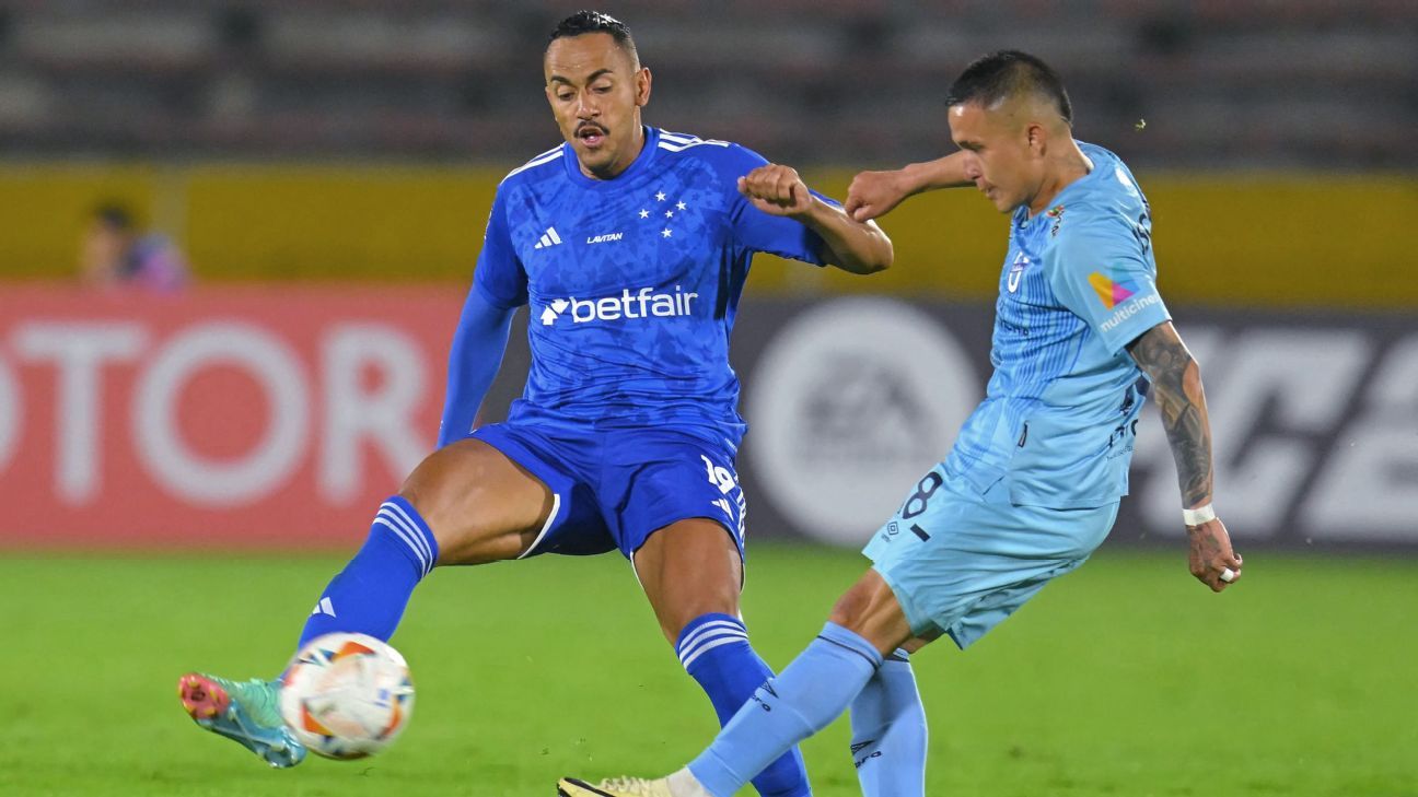 Cruzeiro empata com Universidad Católica na altitude em reestreia internacional