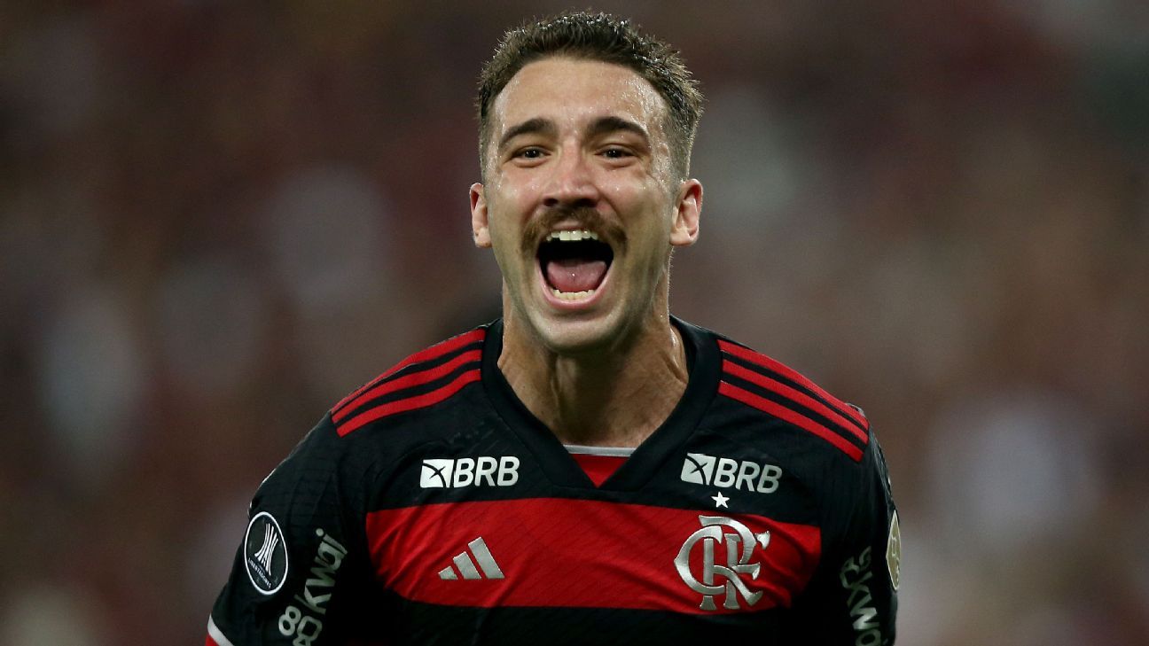 Leo Ortiz comemora gol decisivo no Flamengo e revela reação no vestiário após chance perdida.