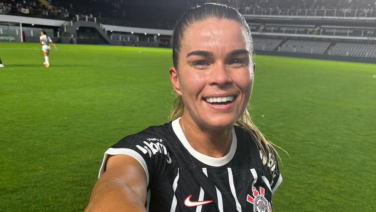 Tamires brilha no clássico e garante vaga na seleção do Prêmio ESPN Bola de Prata Feminino.