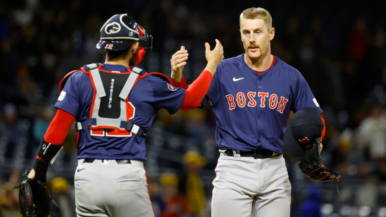Red Sox's Cam Booser makes long-awaited big league debut