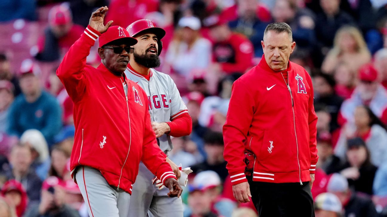 Rendon (hamstring tear) facing lengthy recovery