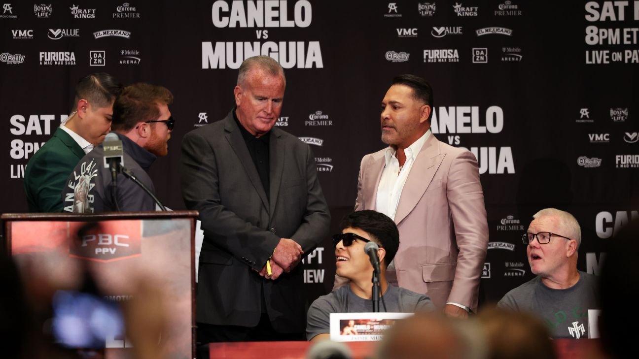 Oscar De La Hoya exige que Canelo Alvarez retire as alegações 'difamatórias'.