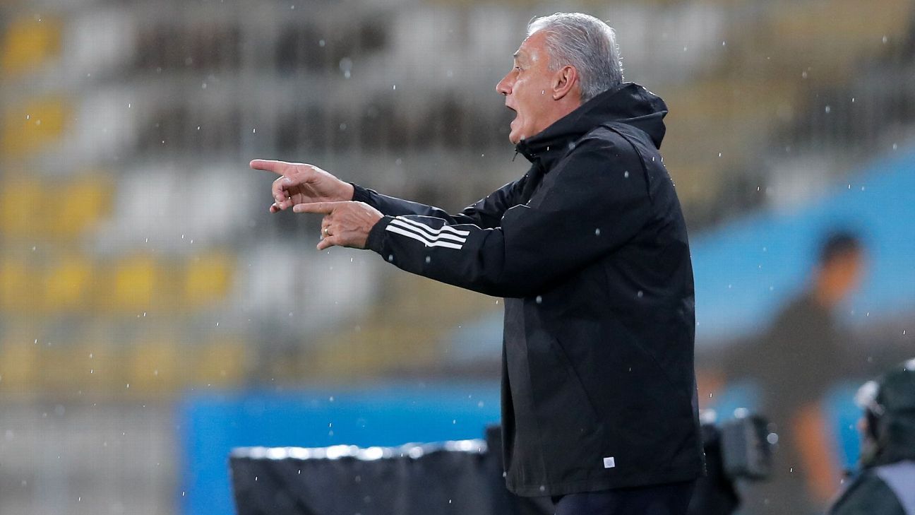 Tite analisa fase ruim do Flamengo e assume responsabilidade pelo desempenho.