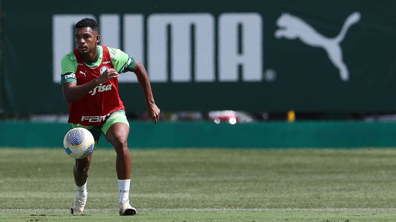 West Ham avança em negociação por Luís Guilherme com o Palmeiras.