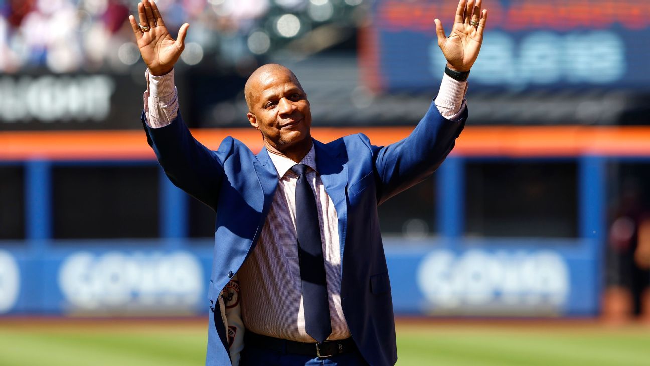 Emotional Strawberry sees No. 18 retired by Mets