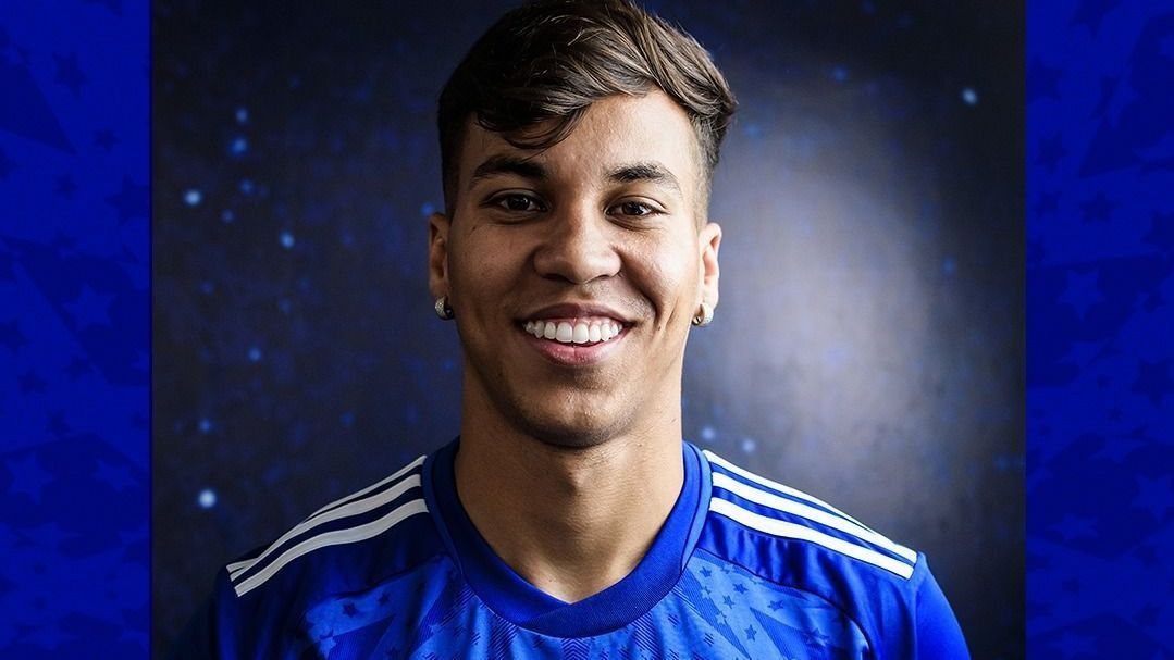Cruzeiro anuncia contratação de Kaio Jorge por cinco temporadas no ataque.