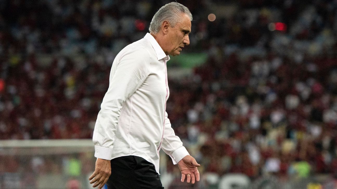 A bomba que Tite tenta lidar no Flamengo e pesou para demissão de Rogério Ceni há 3 anos