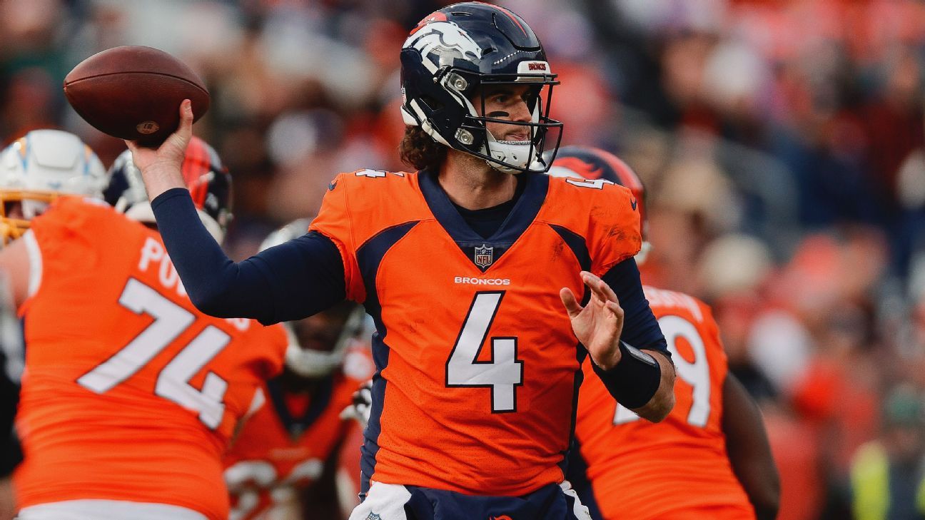 Sources: Broncos plan to re-sign QB Stidham