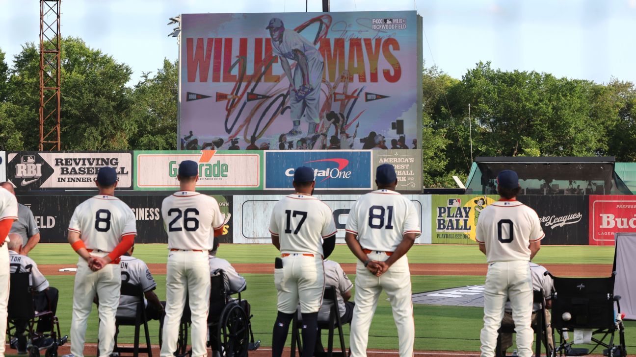 Die Feierlichkeiten in Rickwood feiern den großartigen Willie Mays der Negro League