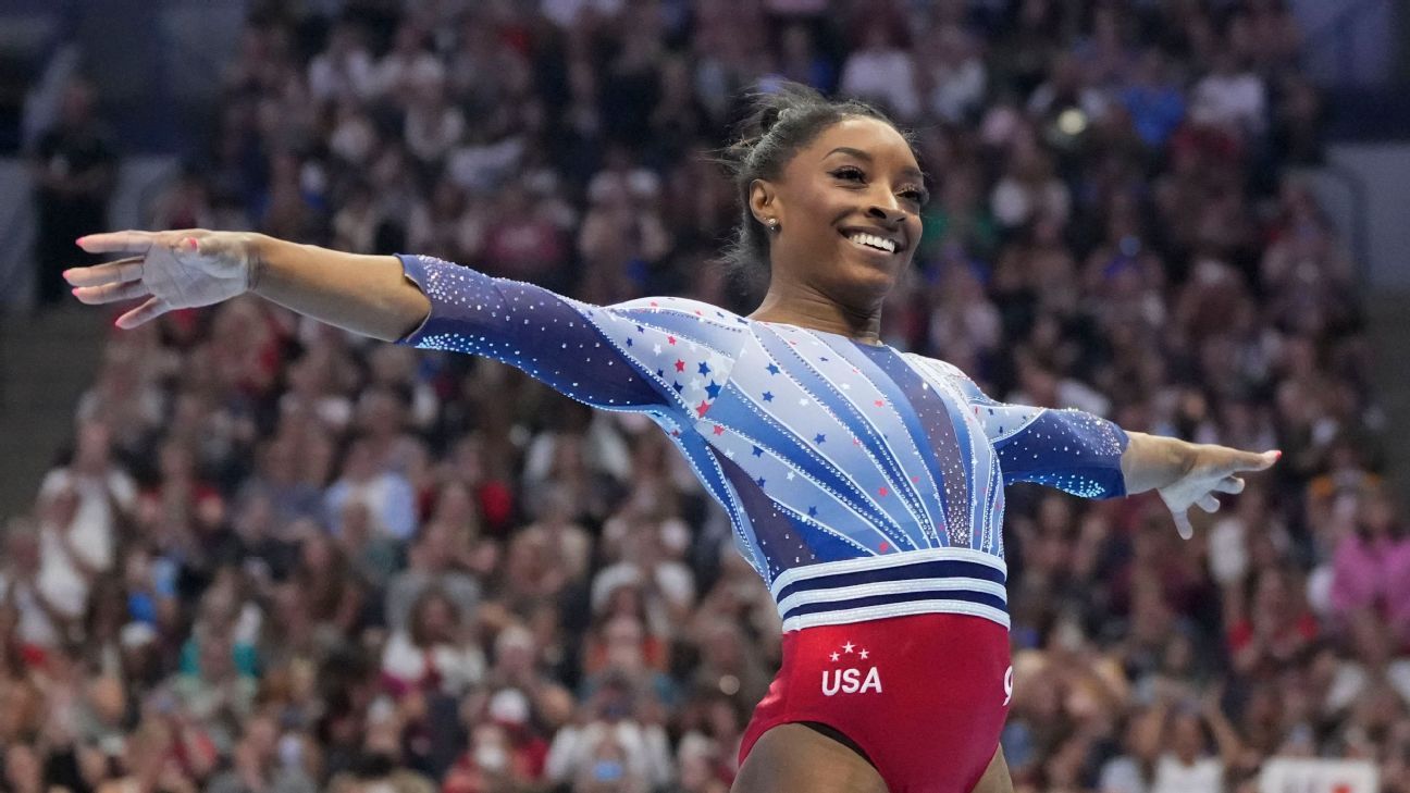 Simone Biles shines at U.S. Olympic trials; DiCello, Jones hurt