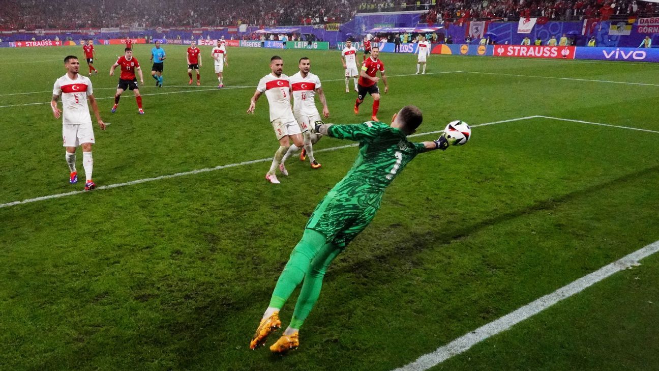 Turkey’s ‘Gordon Banks’ save stuns Austria