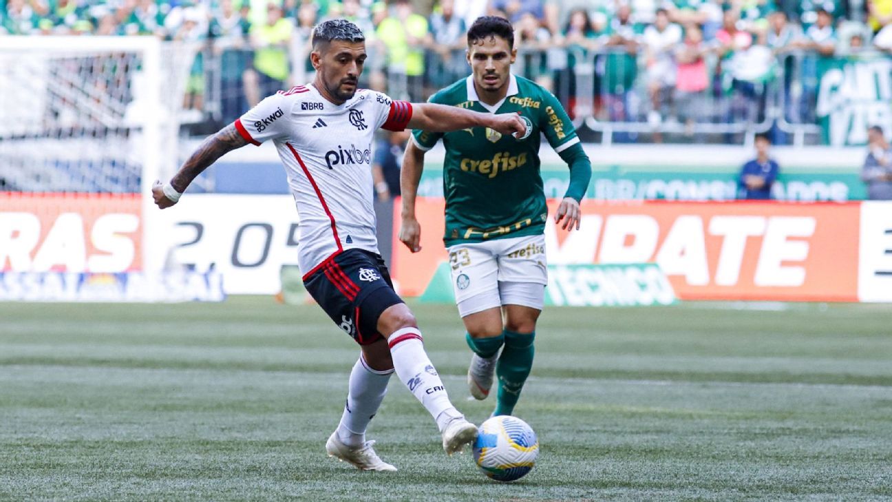 Flamengo e Palmeiras: especialistas da ESPN elegem melhor time titular no futebol brasileiro.