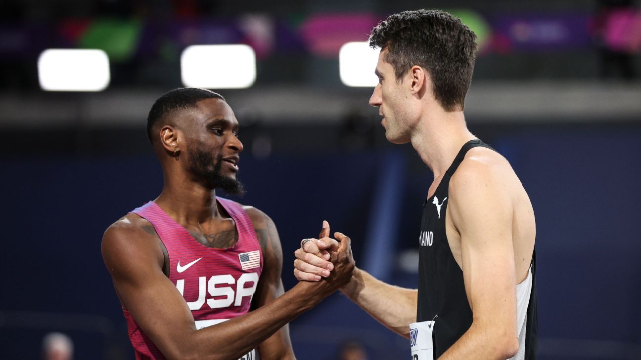 American Shelby McEwen loses the tiebreak in the high jump against Hamish Kerr