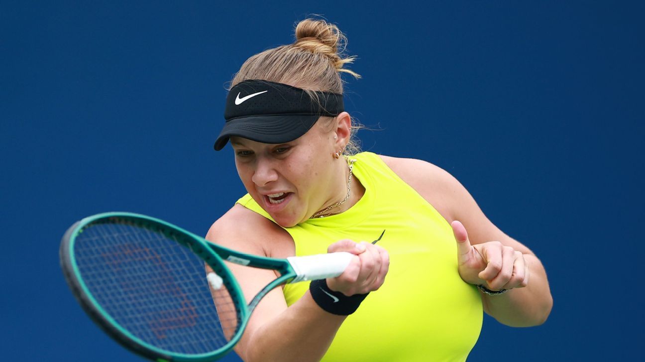 Amanda Anisimova upsets Aryna Sabalenka to make Toronto semis - ESPN