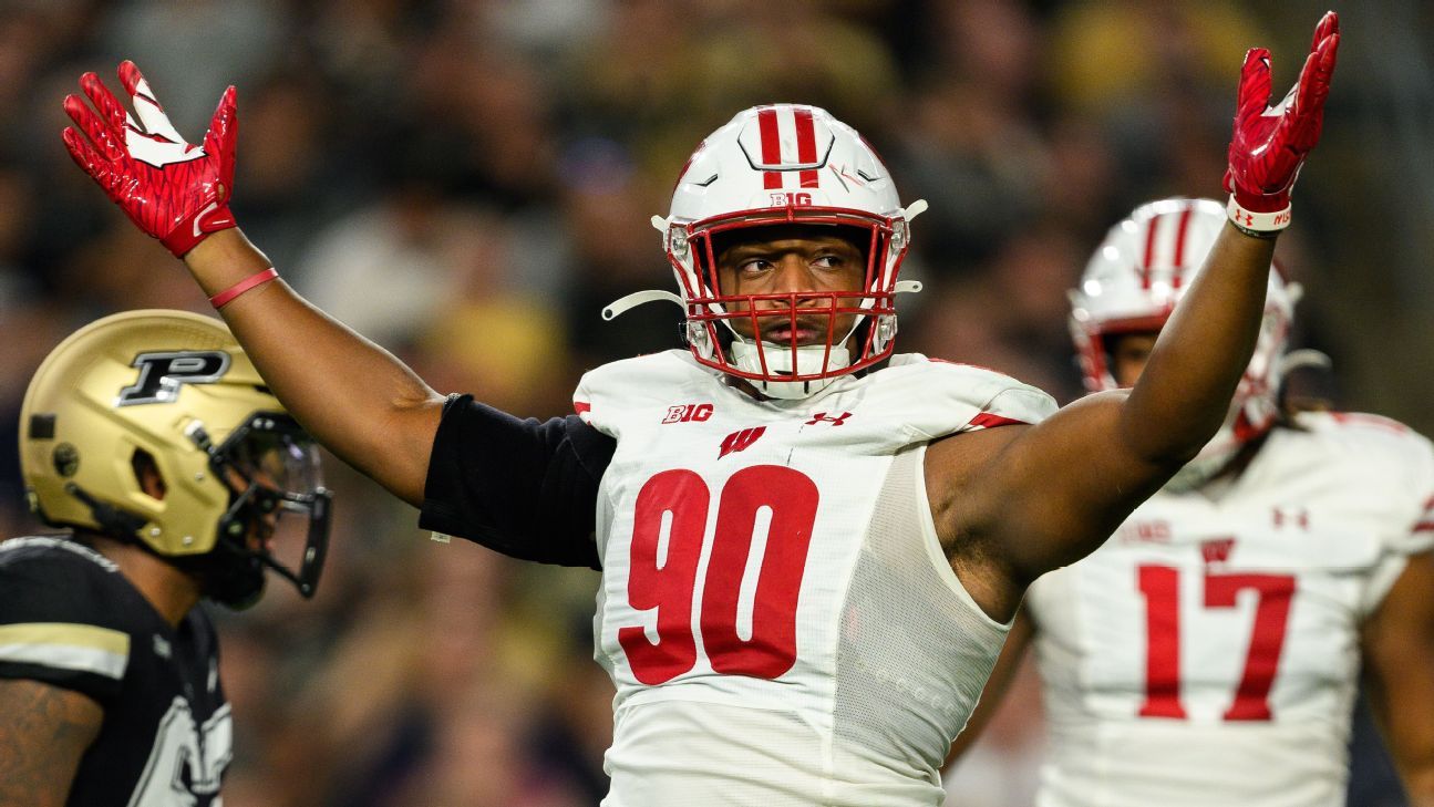 Wisconsin DL Thompson Jr. could miss season