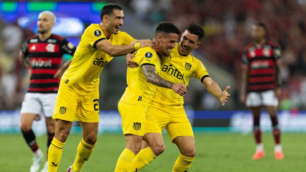 LAMENTÁVEL! Festa do Peñarol no Maracanã incomoda jogadores do Flamengo