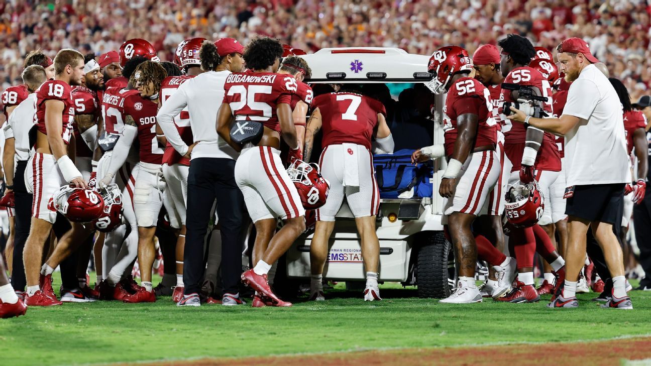 Sooners player Kendel Dolby has to leave the field due to a leg injury