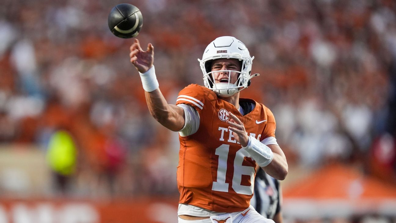 Manning's 1st start 'a C-plus,' but Texas cruises