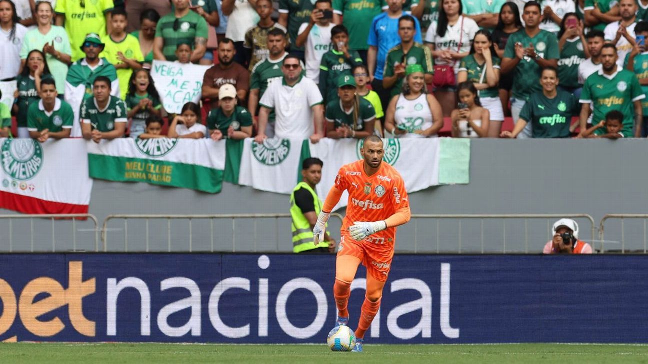 Weverton lidera entre goleiros no Prêmio ESPN Bola de Prata Aposta Ganha