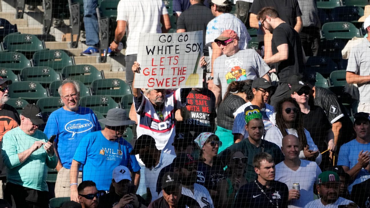 The White Sox defeat the Angels in the home finale, avoiding a record 121 defeat