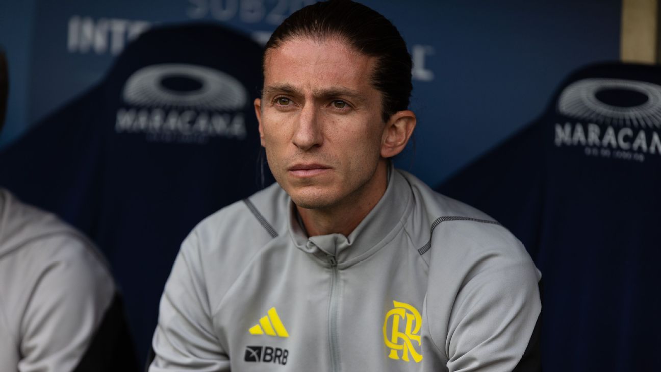 Flamengo apresenta nova comissão técnica liderada por Filipe Luís após saída de Tite.